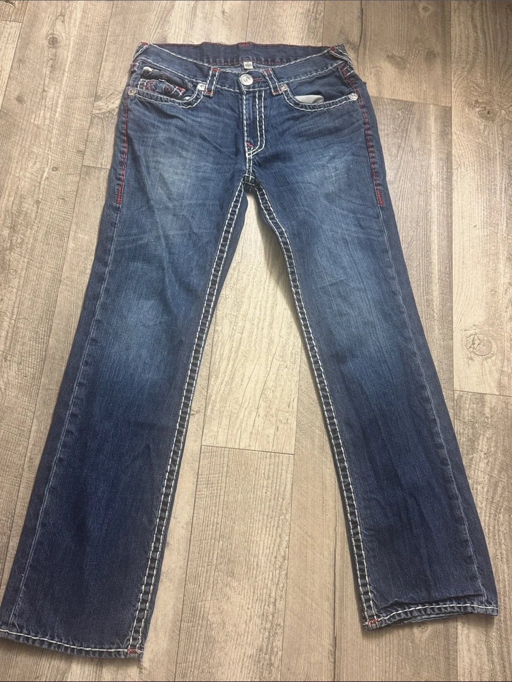 True Religion Bootcut Jeans in Dark Blue with Contrast Stitching - Picture 1 of 6